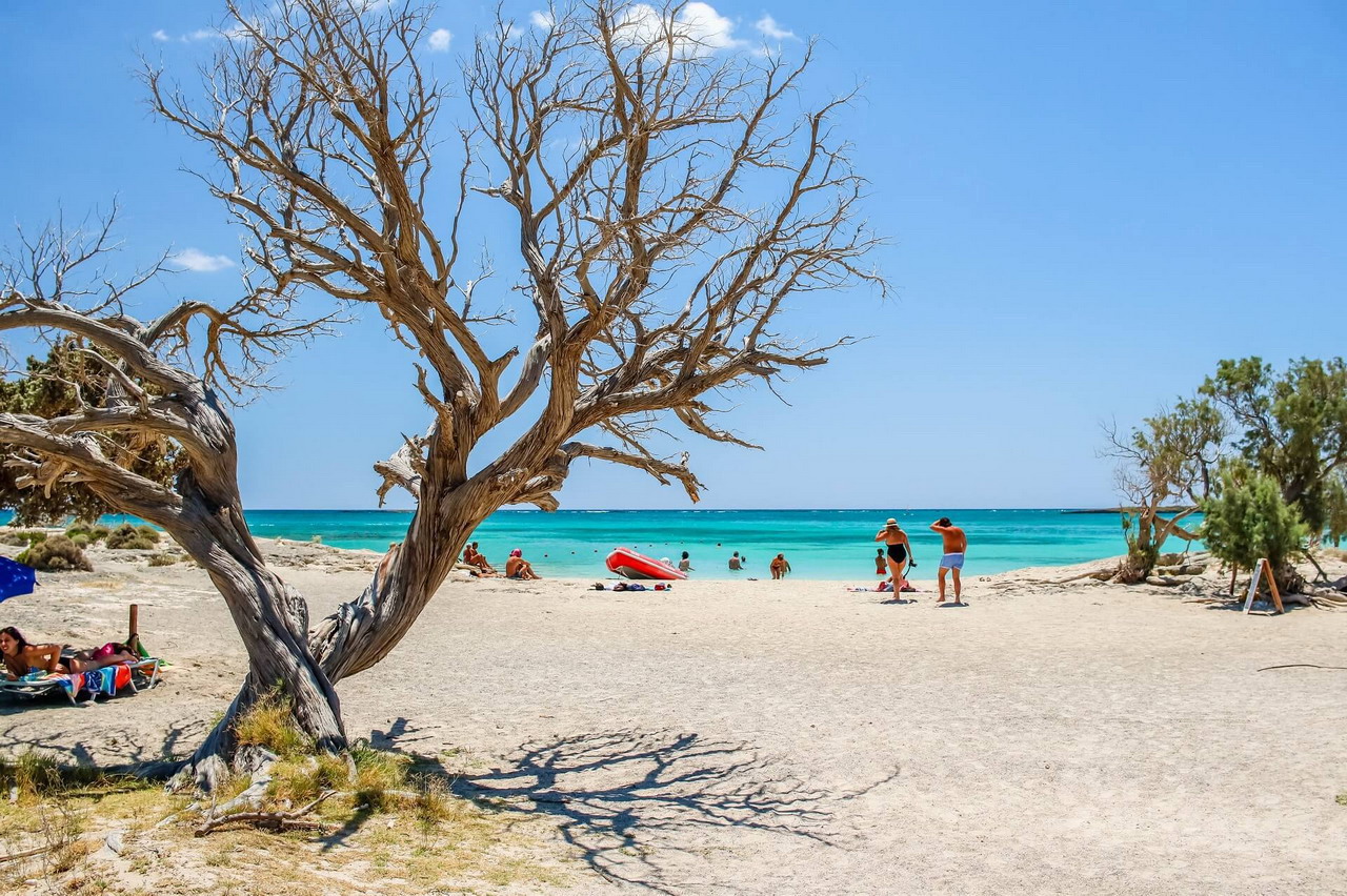  Elafonissi beach Crete 